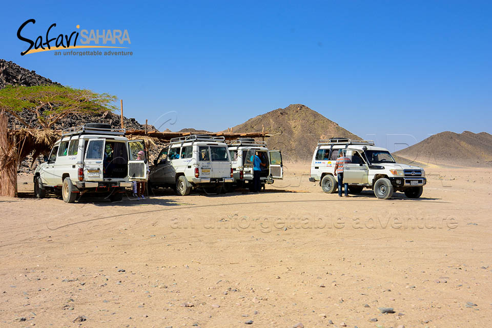 Super mega tour en jeep y quad en el desierto de Hurghada